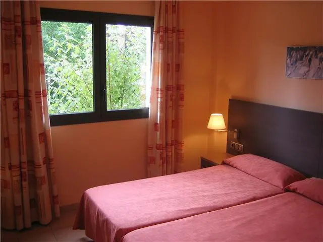 Hostal El Carril Llagostera Guest house